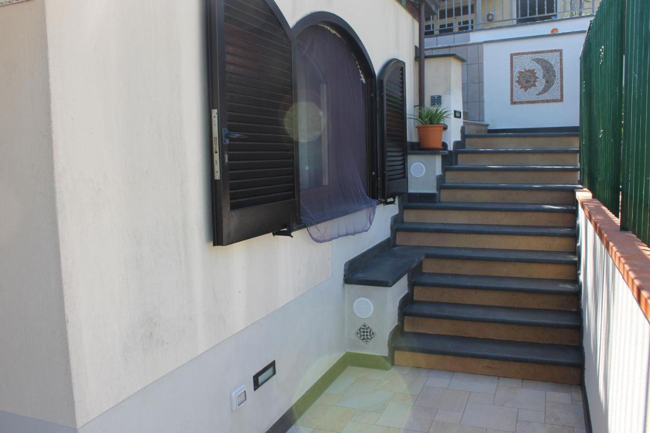Casa Marinella Apartment อาเจโรลา ภายนอก รูปภาพ